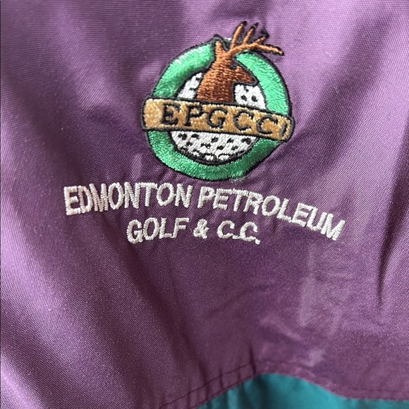 Vintage Purple and Teal Edmonton Petroleum Golf & C.C. Lined Windbreaker Jacket - Picture 2 of 10